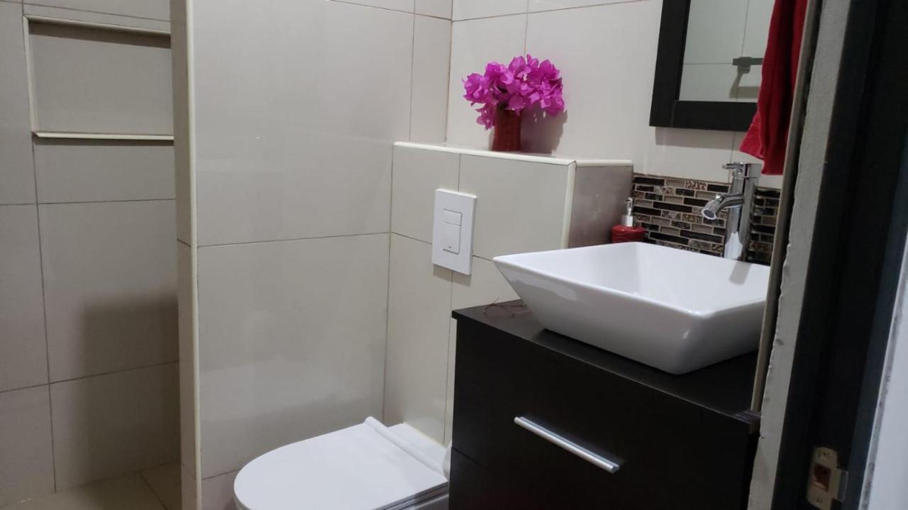 Cg Apartment - Flamboyan Willemstad Dış mekan fotoğraf